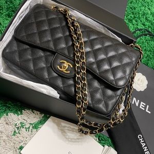 Chanel Classic Jumbo Caviar Double Flap